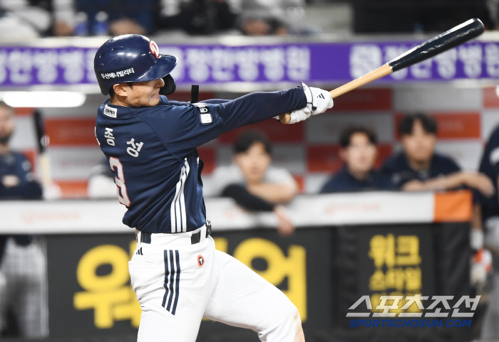 선발 QS→오심 뒤 투런포→실책에 9회말 2사 동점포→연장 결승타…33년…
