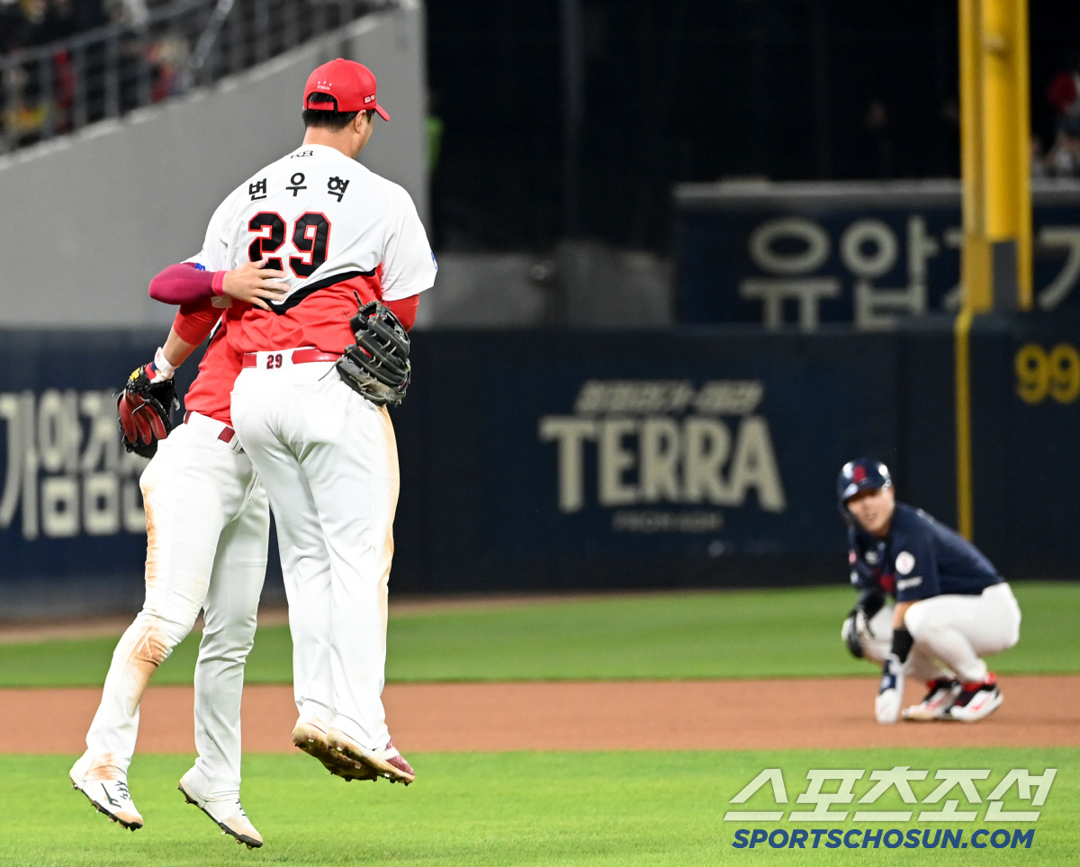 '와 이걸 막아?' KIA도 정해영도 살린 미친 호수비, 감독도 "승리에…