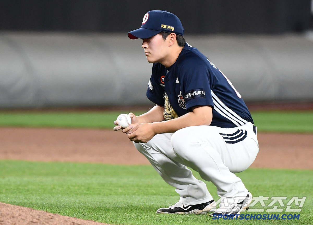 또 체크스윙 대형 폭탄 터질 뻔...삼진이 9회 2사 동점포로, 두산 졌…