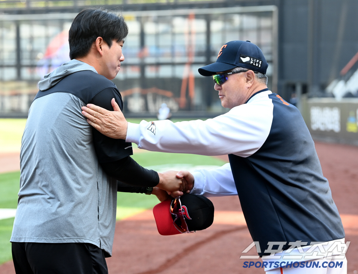 삼성 대대적 코치 교체한 날. LG도 타격 코치 교체. 알고보니...[잠…