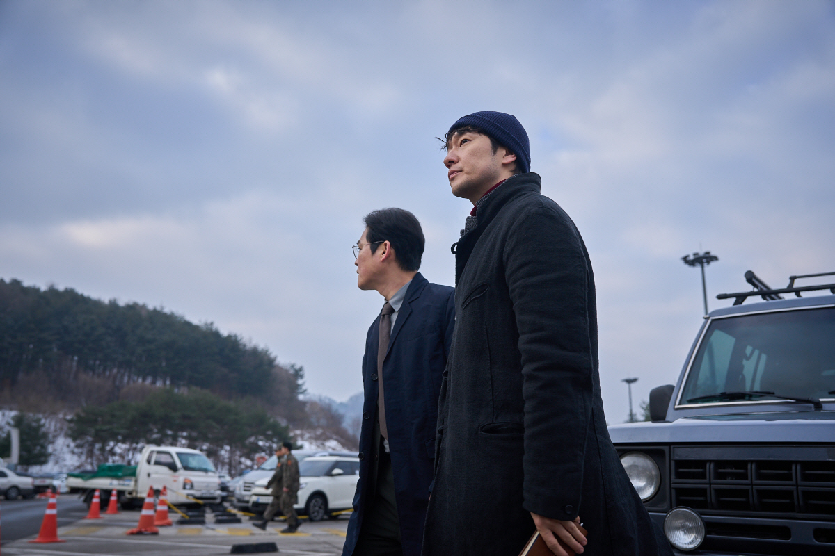 ‘나인 퍼즐’ 윤종빈 감독 “황정민·박성웅·이희준 등 20년 영화 인맥 …