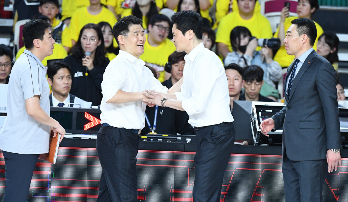 '알고보니 뒤집기 명수' 전희철 감독, 이번에는 과연?...선수시절 조상…