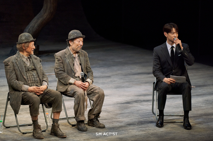 최민호, '대선배' 신구-박근형과 의미 있는 행보…'고도를 기다리며' 기…
