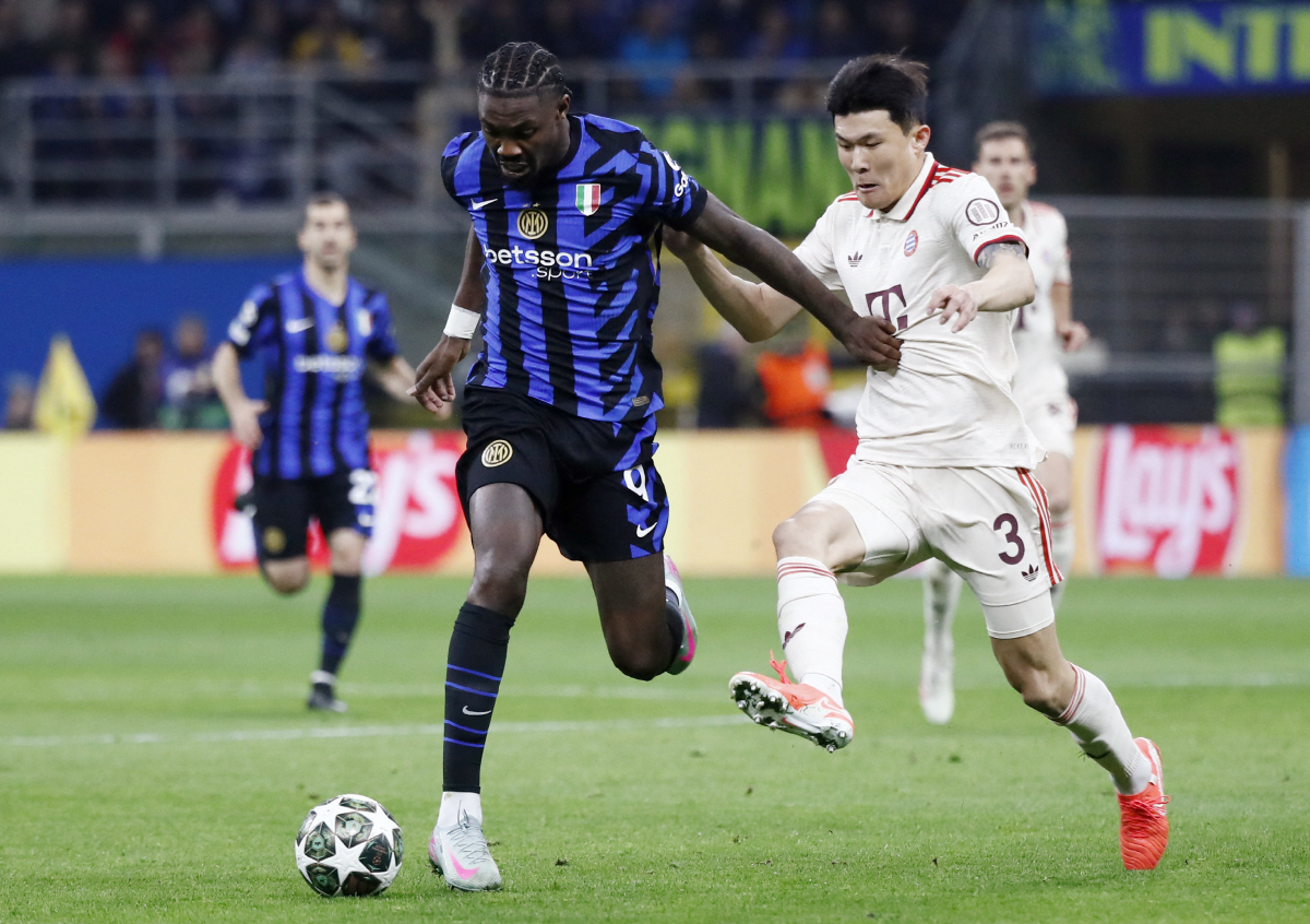 우승컵 들었으니 나가라? '뮌헨 김민재 매각' 현실화→ KIM도 이적 원…