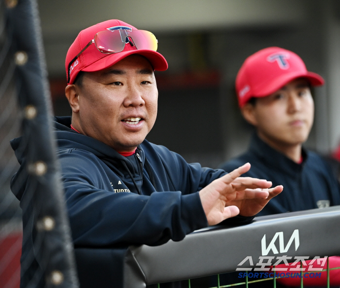 "툭툭 던지는데 146㎞" 토미존 수술 완벽 극복, KIA 천군만마 좌완…