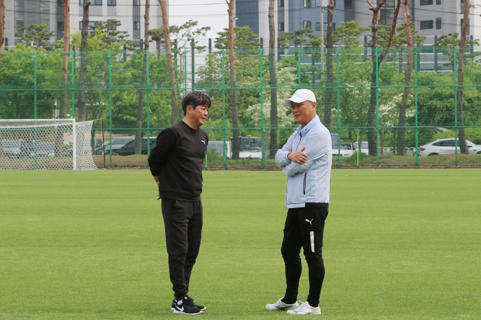 "조성용→신의손 코치 합류" '1승' K리그2 최하위 천안, 분위기 쇄신…
