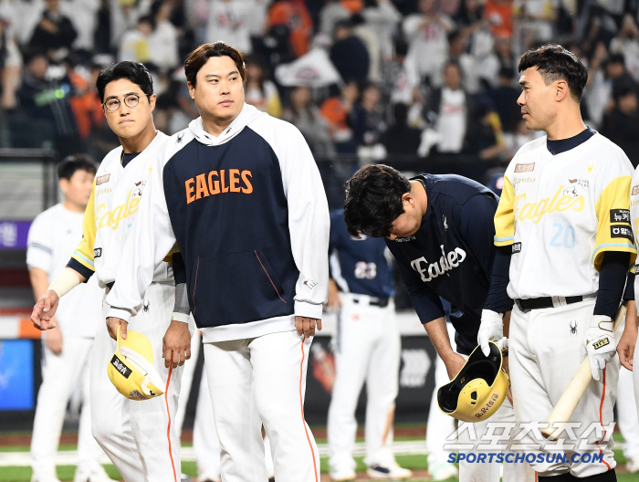 9회말 2사 동점 홈런 쳤지만…닿지 못한 13연승 "야구가 참 묘하네요"