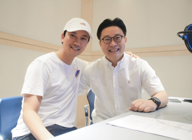 “전 세계에 한글을” 김남길, 부다페스트 한글배움터에 뜻깊은 기부