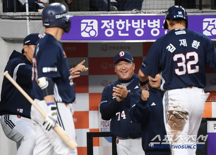 강정호 고액과외 + 2군행 충격 요법까지 → '예비 FA' 김재환 살아나…
