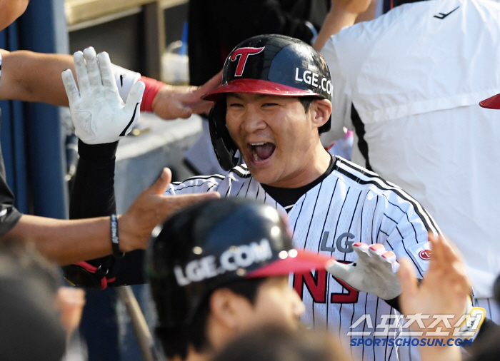 국내유일 '1점대 토종선발' 보유구단 LG, 키움전 싹쓸이! → 임찬규 7승 오지환 홈런 6연승 신바람