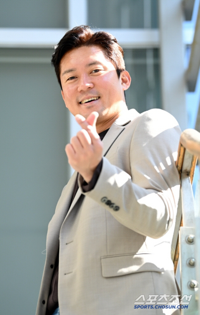 김대호, 연예인 되자 돌변 