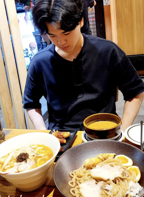 '美 명문대생' 윤후, 살 엄청 빠졌네..父 윤민수와 행복한 시간