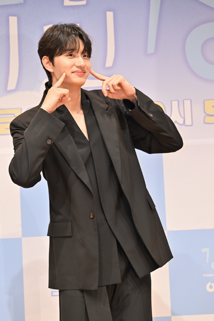 이민정 "나는 01학번인데 김재원은 01년생"…‘가는정 오는정’ 막내라인…