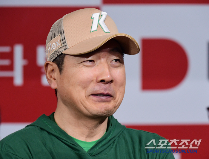 6연패 속 단비 → 낯선 DH 첫 경험…웃음으로 넘긴 사령탑의 복잡한 속…