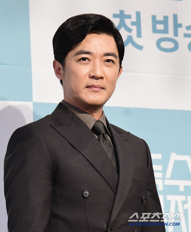 안재욱, 급성 뇌출혈 5시간 대수술...