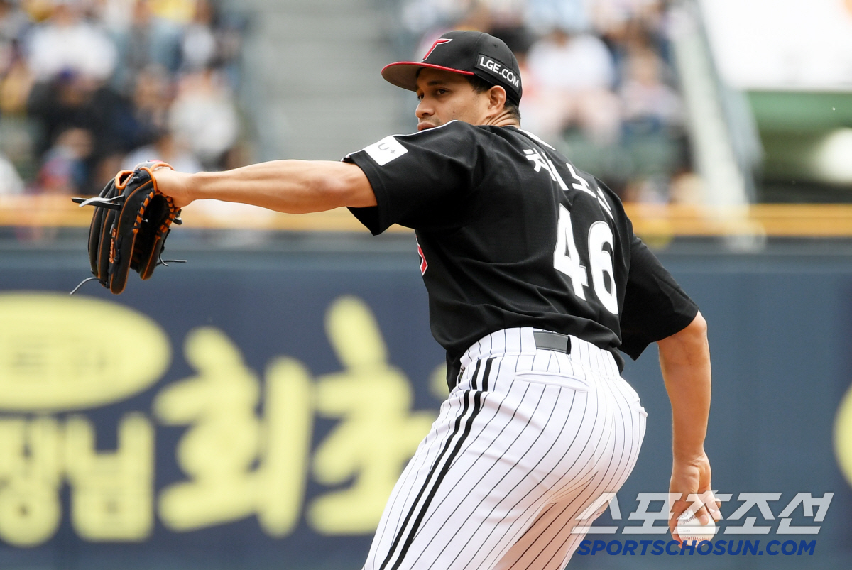 3연전마다 1,2선발 다 만났는데 9승3패 1위. 염갈량이 밝힌 비결은 …