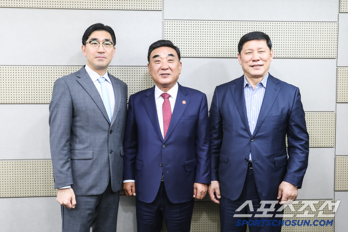 "고마운 울산시, 지켜야할 도리 있다" 창원시의 공허한 '컴백홈' 7행시…