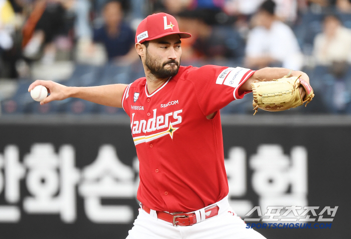'화이트 7이닝 11K 1실점 → 정준재 3안타' SSG, DH 1차전 패배 설욕했다