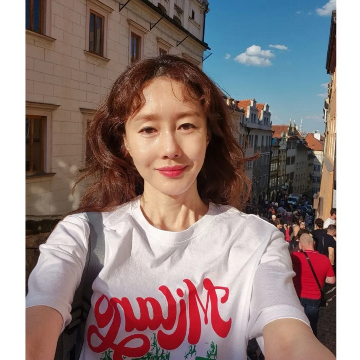 김지수, 한국 떠났다...유럽서 새로운 시작 "여행이 아닌 일상, 단조로…
