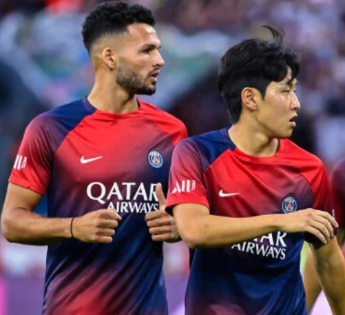 '전력 외 취급' 이강인보다 억울하다!...'18골' 활약에도 'PSG 방출 후보'→