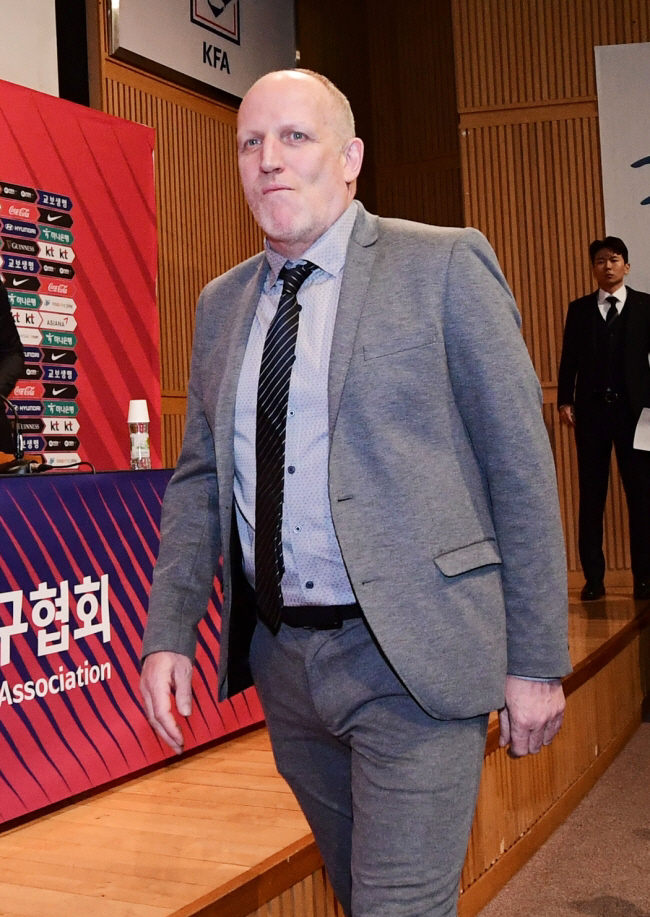 '클린스만 선임 책임자' 미하엘 뮐러 최신 근황, 한국 떠나 중국 축협에…