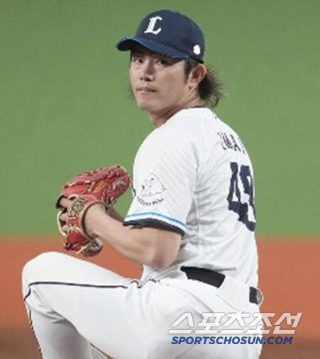 외국인 선발투수가 15경기 연속 '무승', 그런데 퇴출 얘기 안 나오는 …