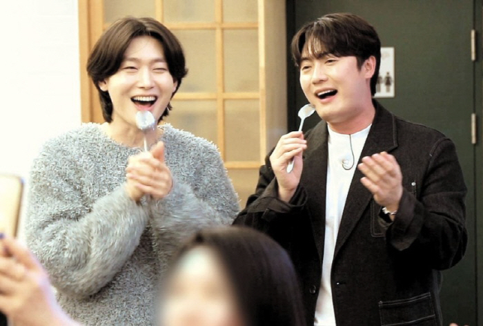 손빈아 “김용빈 상금 3억, 난 화장품+안마기 받아” (백반기행)