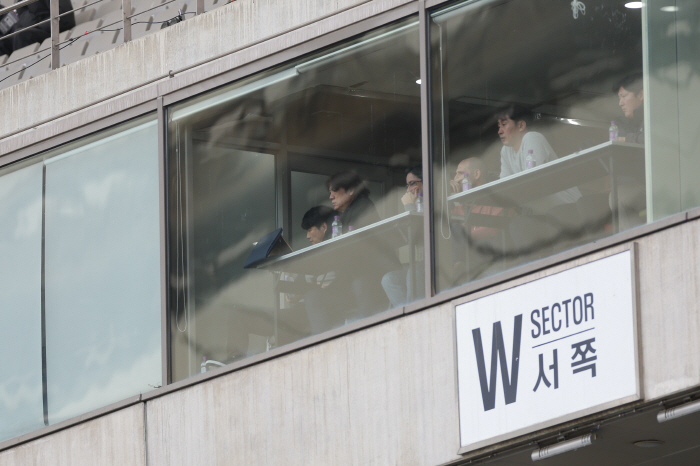 '14경기 10골' 홍명보 앞에서 증명한 미친 결정력, 전진우 첫 태극마…
