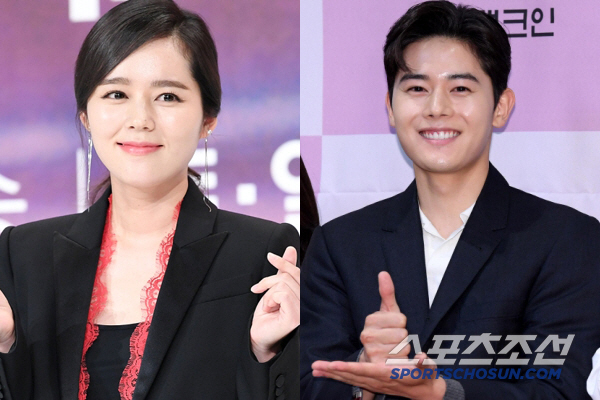김동준, 한가인과 쌍둥이 남매급 닮은꼴 “첫 만남에 묘한 익숙함” (라디…