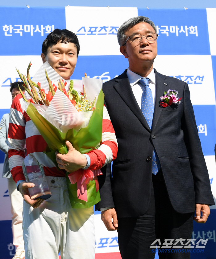[스포츠조선배 대상경주]'6전5승' 최강馬 대역전극 폭발! '용암세상',…