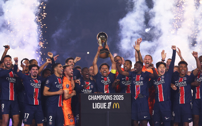 이강인, 박지성급 역대급 대기록!…PSG, 프랑스 챔피언 2연패→ 하지만…