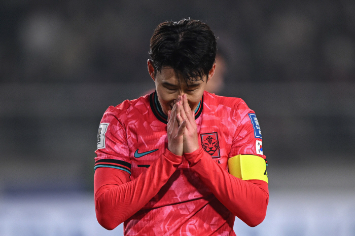 손흥민, '마지막 우승 기회' 유로파 결승전 충격의 벤치행?...히샬리송 or 오도베르 선발 가능성→사우디 깜짝 이적설까지 등장