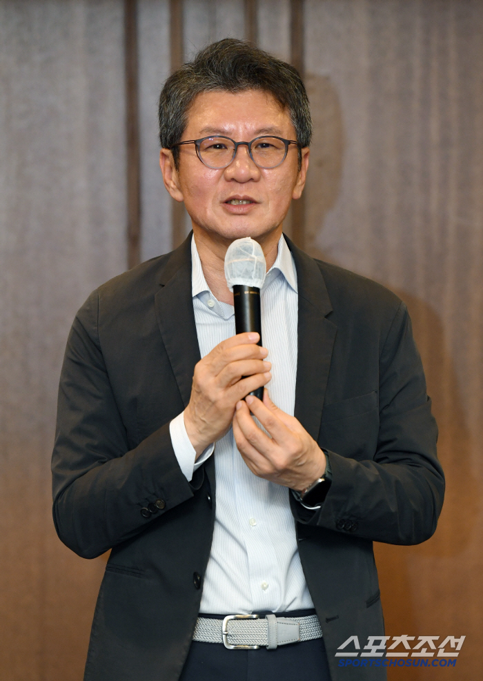 다시 뭉친 '리우 인연' 정몽규X신태용X유승민, 필드 위 '웃음꽃' 우정…