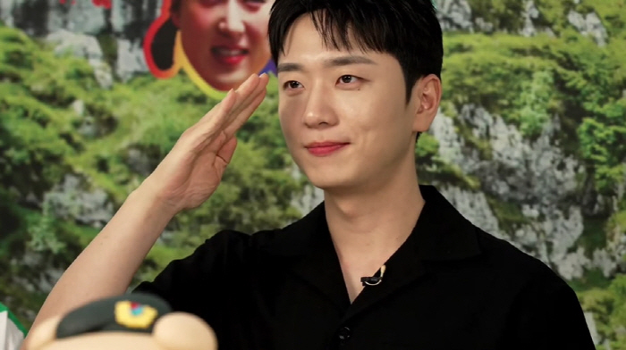 '전역' 고우림, ♥김연아와 '신혼' 설렘에 더 밝아진 미소...커플링도…