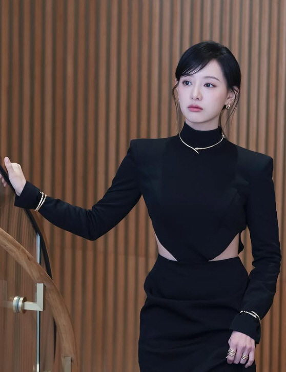 [청룡랭킹] 김지원, 이세영 1위 도전. 시간은 아직 충분하다
