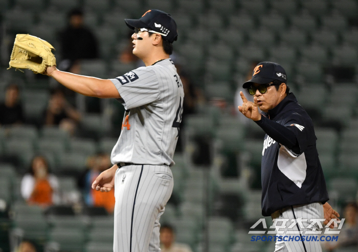 '157km 문동주도 반했다' KKKK 158km 마무리 김서현의 배짱투…