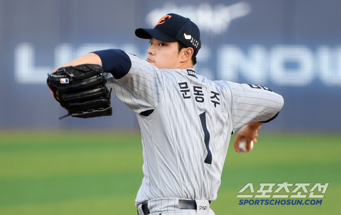 '157km 문동주도 반했다' KKKK 158km 마무리 김서현의 배짱투…