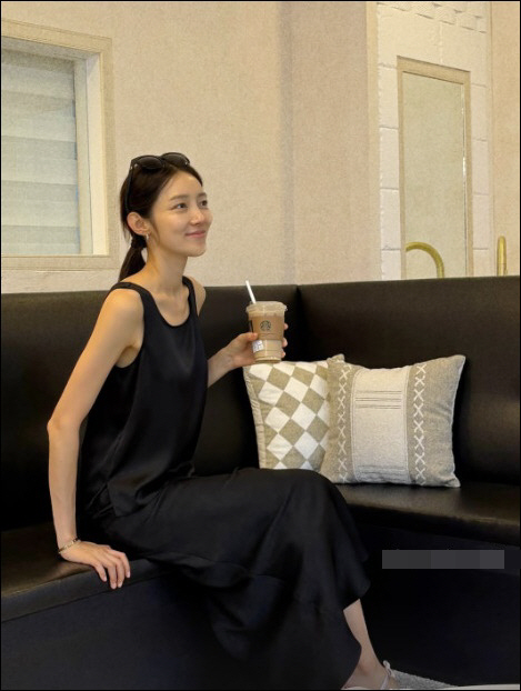 '임창정♥' 서하얀, 심각한 저체중이라더니…뼈만 남은 슬렌더 몸매
