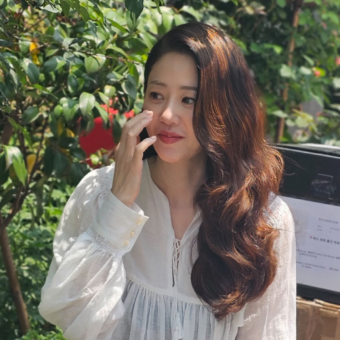 고현정, 볼살 오르니 확 달라진 인상...'휘청' 후 건강 걱정 날린 근…