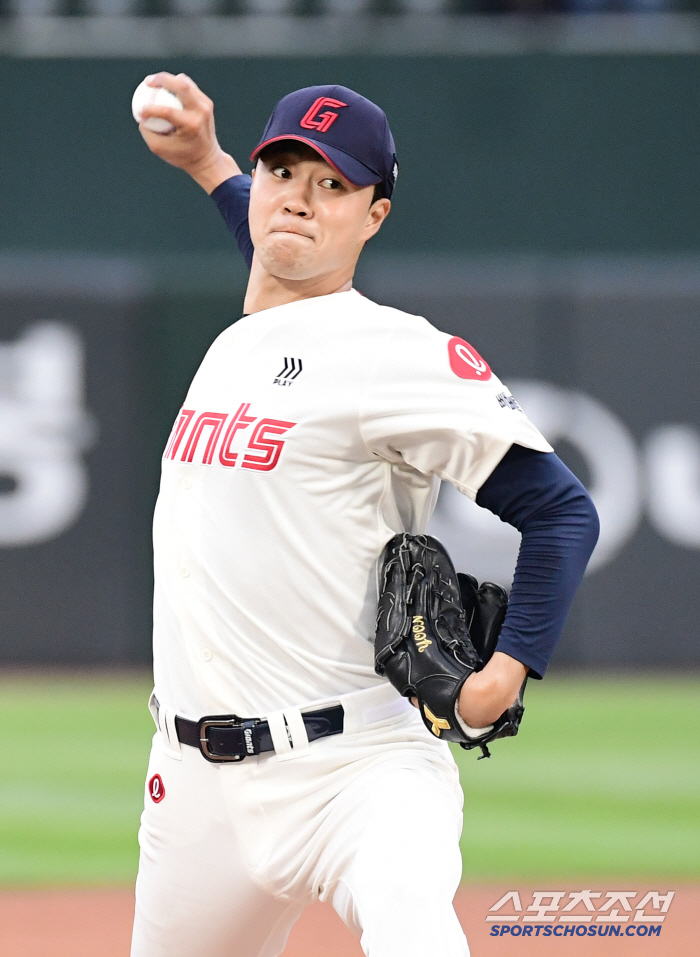 "주자있을 때 중간으로." 1이닝 9실점 최악 2군행. 157km 유망주…
