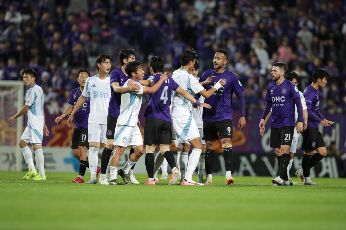 "축구가 우습나" 1부 승격 첫 시즌, 선넘은 FC안양 구단주의 '자가당…