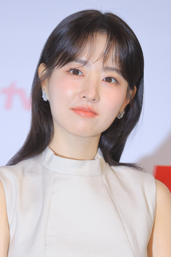 '미지의 서울' 박보영, 파격 탈색 스타일링 도전한 소감.."감독님 의견…