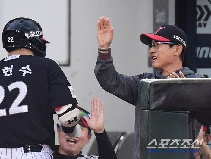 '엘롯라시코의 진수' LG-롯데 11회 3시간56분 혈투 끝 7-7 무승…