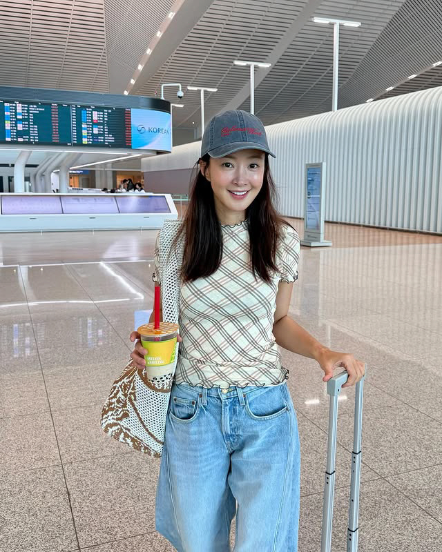 '이혼' 이시영, 한국 떠났다..명품으로 완성한 럭셔리 공항 패션