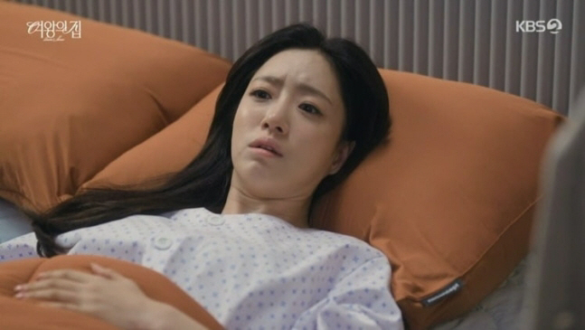 [SC리뷰] 함은정, 결국 둘째 유산했다…죄책감에 오열만('여왕의 집')