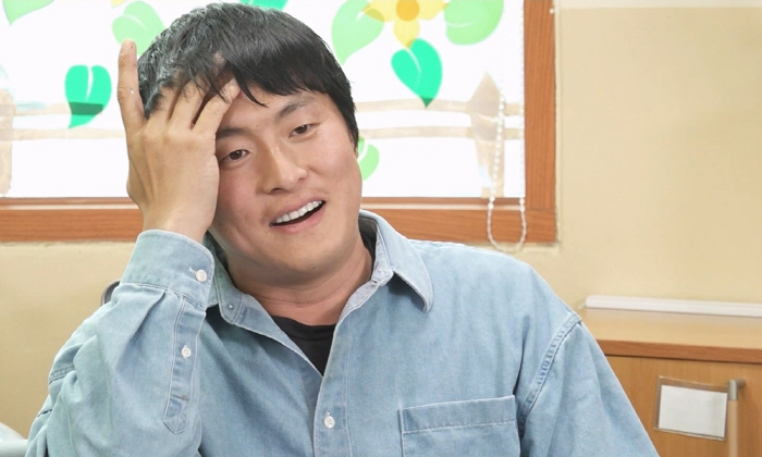 기안84, 바닥에 쓰러졌다…후배들 사이서 돌연 벌러덩(나혼산)