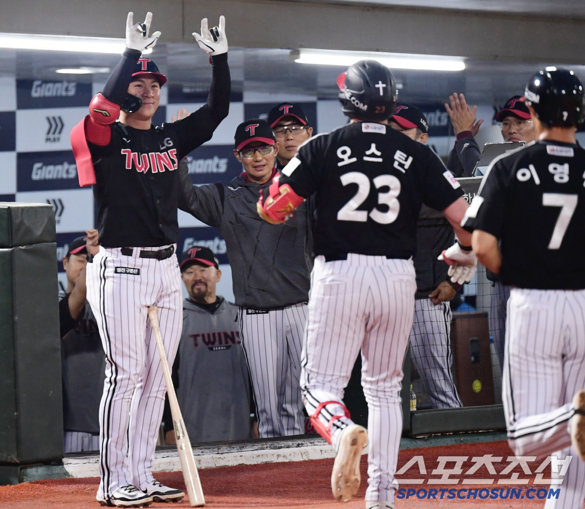 '17안타→15안타→13안타' 지치지 않는 롯데, 단독 2위다. 11대4…