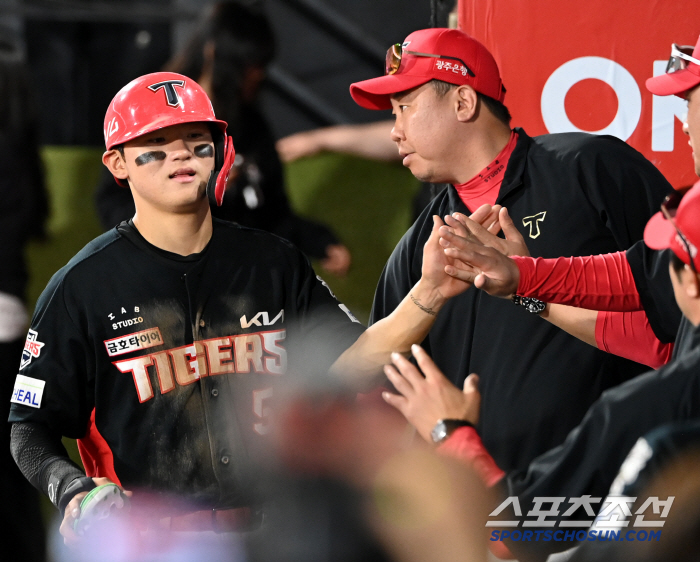 [스타 코멘트] 140m 초대형포! 김도영 