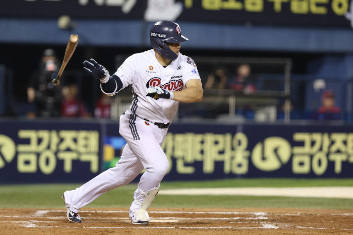 120m를 날아갔는데 홈런이 아니라고?…잠실 최고 거포까지 '-5', 이…