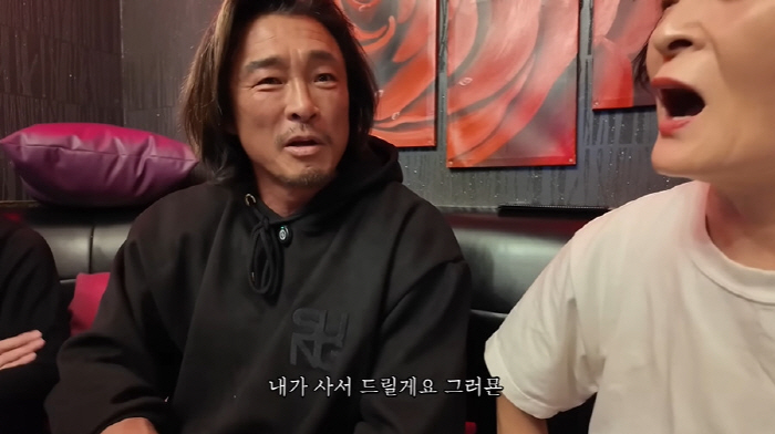 추성훈, 母에 '2억 목걸이' 선물 약속 이유..."母, 가족 위해 술집…